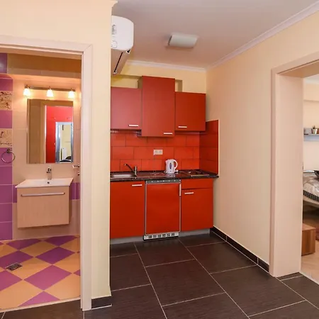 Rozsa Voelgy شقة *