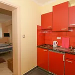 Apartament Rozsa Voelgy